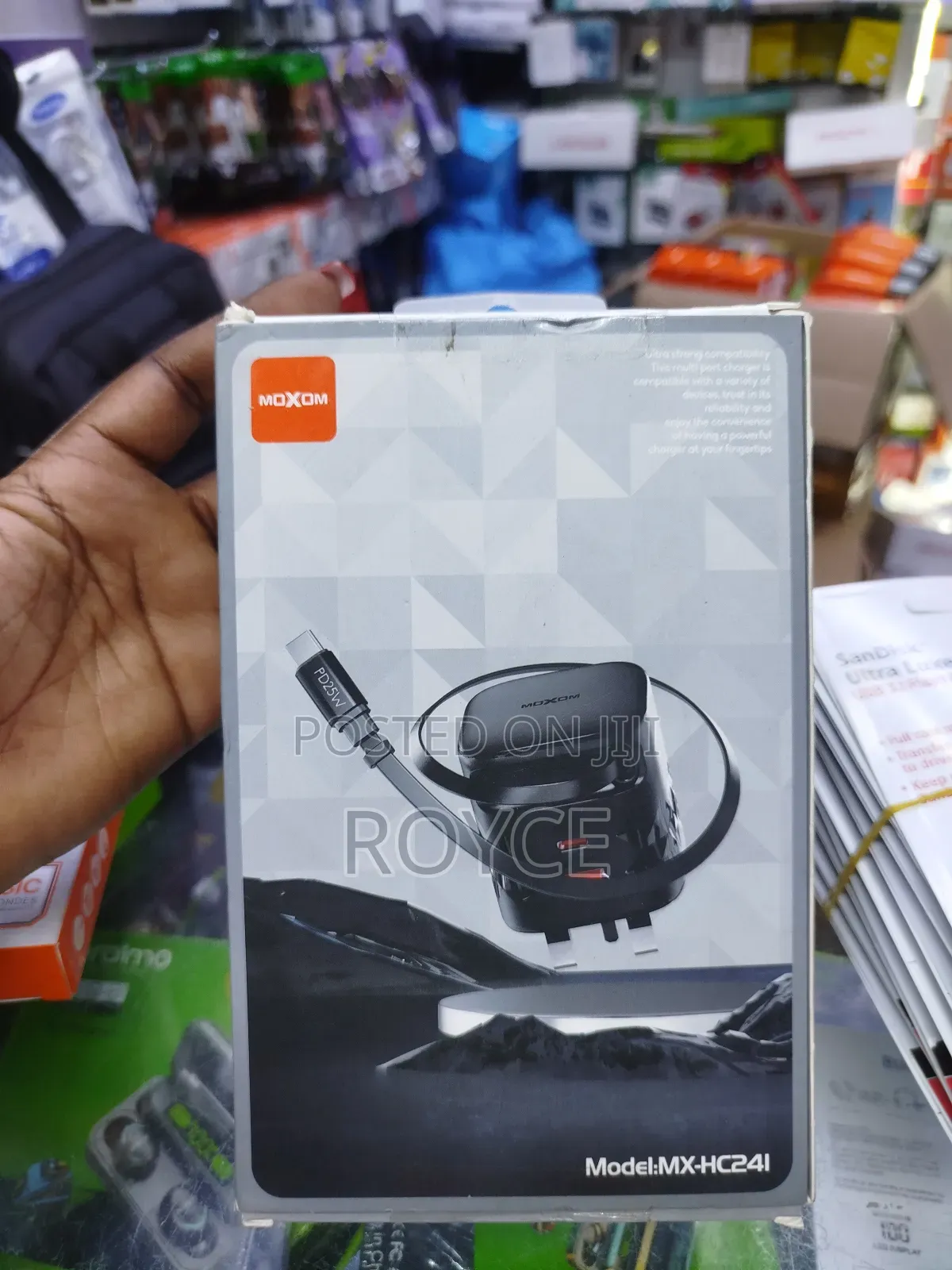 Moxom Fast Charger