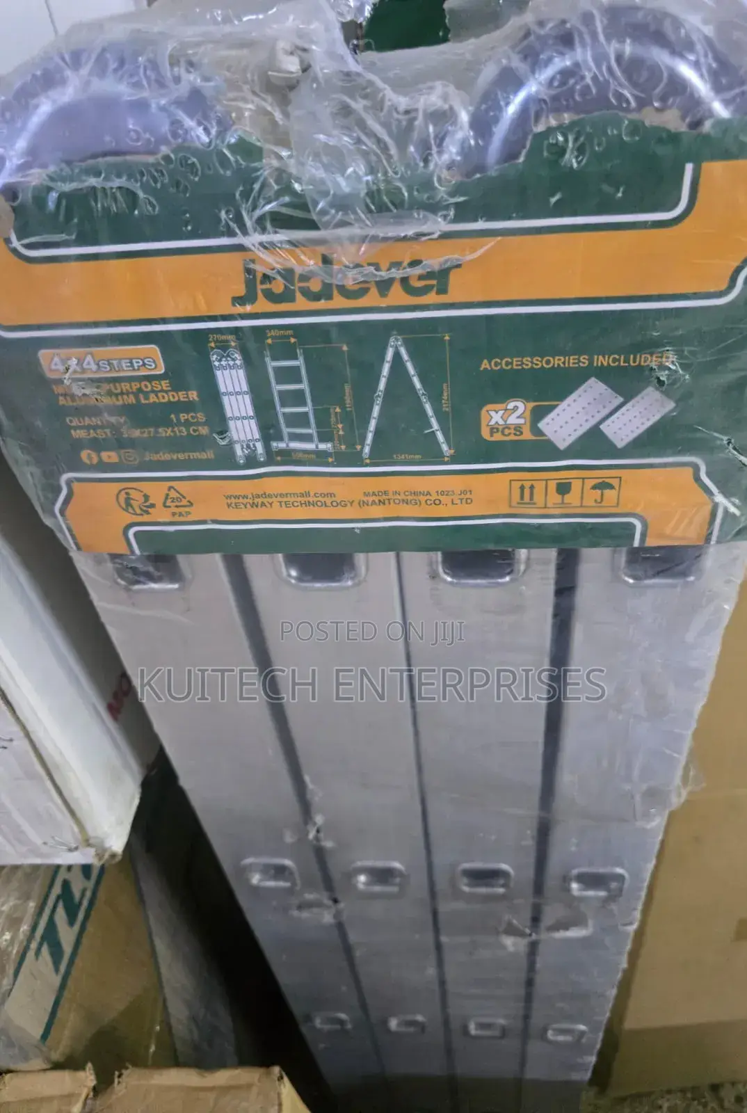4.7m Aluminium Foldable Ladder 4*4 Steps