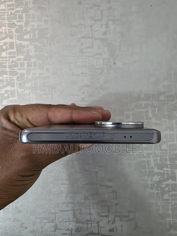 Vivo V40 5G 256 GB Gray - thumbnail 5