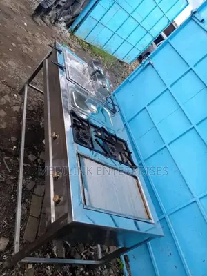 Double Fryer +2 Burner Cooker and a Grindle