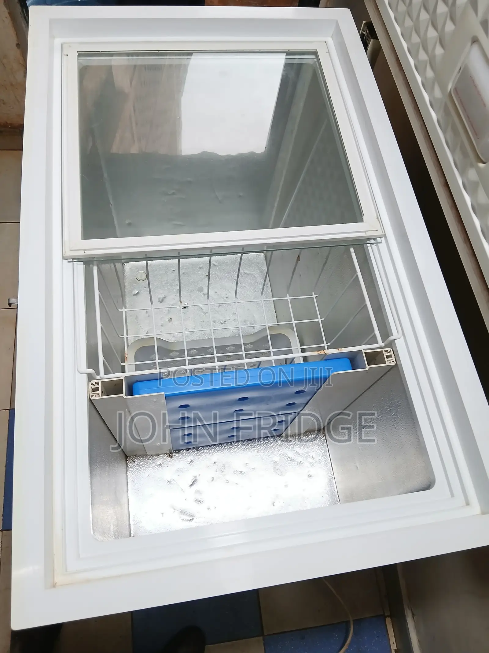 Nexus Freezer – Sliding Glass Top