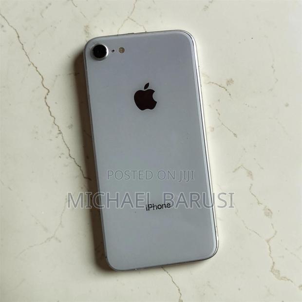 Apple iPhone SE (2022) 64 GB White - thumbnail 3