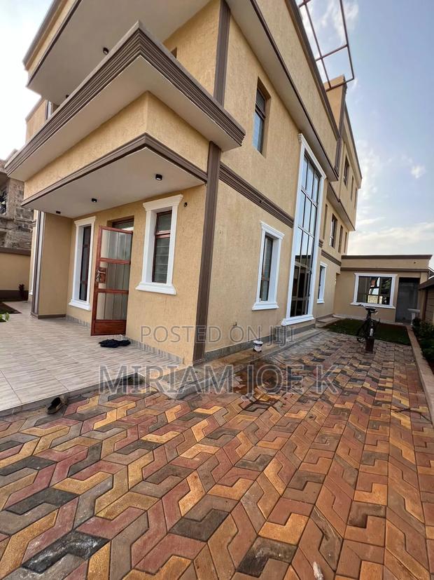 4bdrm Maisonette in Mugutha, Kimbo for sale