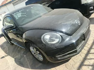 Volkswagen Beetle 2.0T Final Edition SEL Hatchback 2019 Black