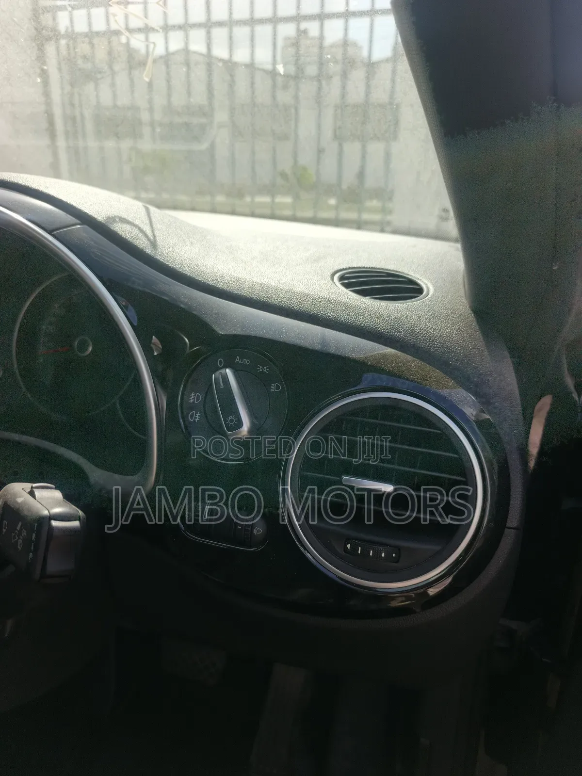 Volkswagen Beetle 2.0T Final Edition SEL Hatchback 2019 Black