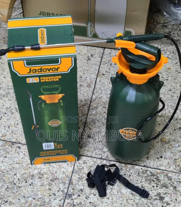 Manual Pressure Sprayer / Hand Pressure Sprayer 8l
