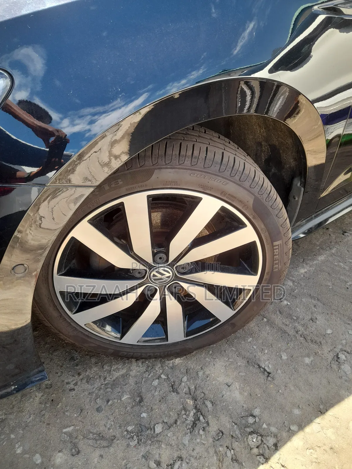 Volkswagen Touran 2019 Black