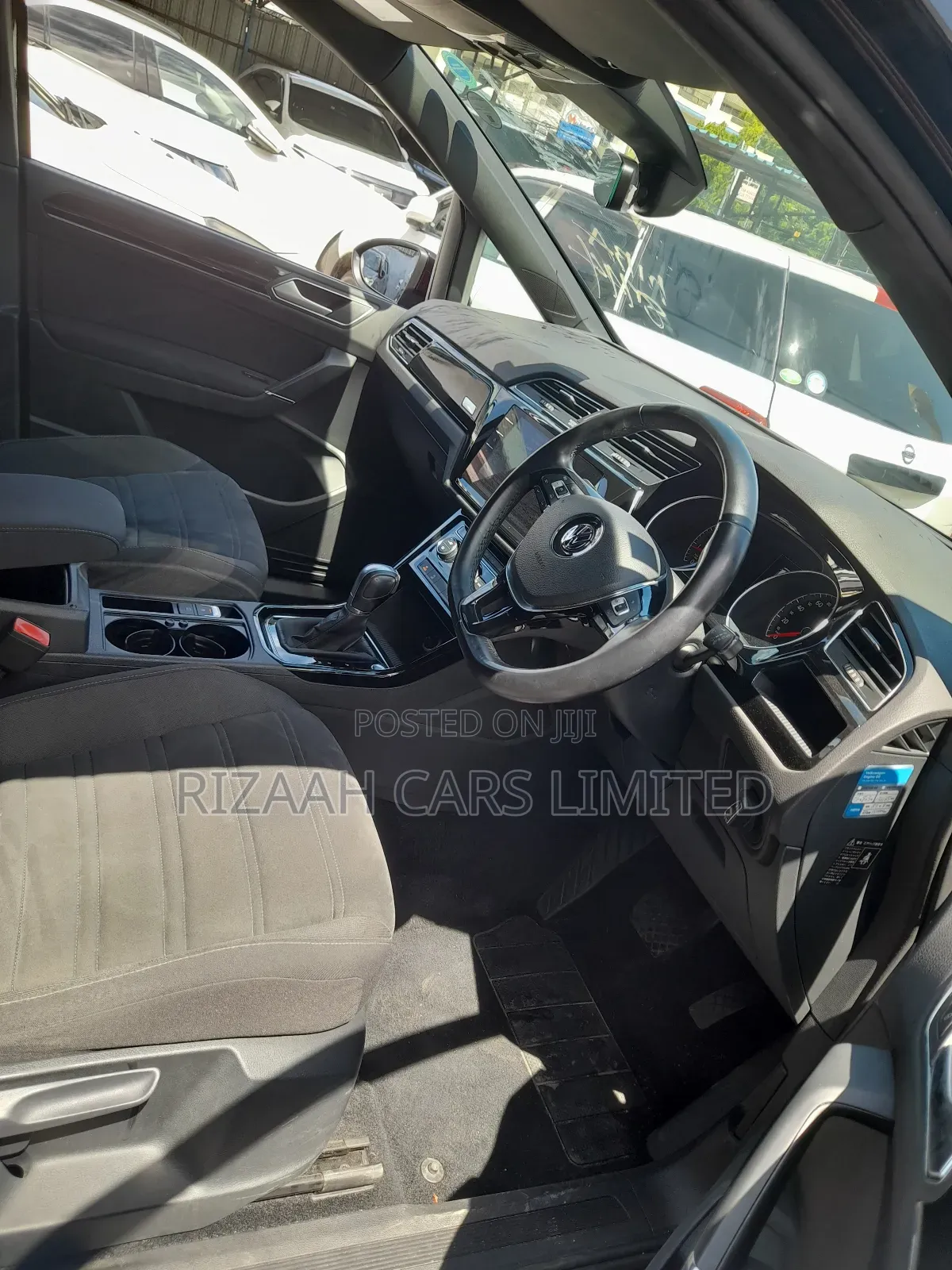Volkswagen Touran 2019 Black