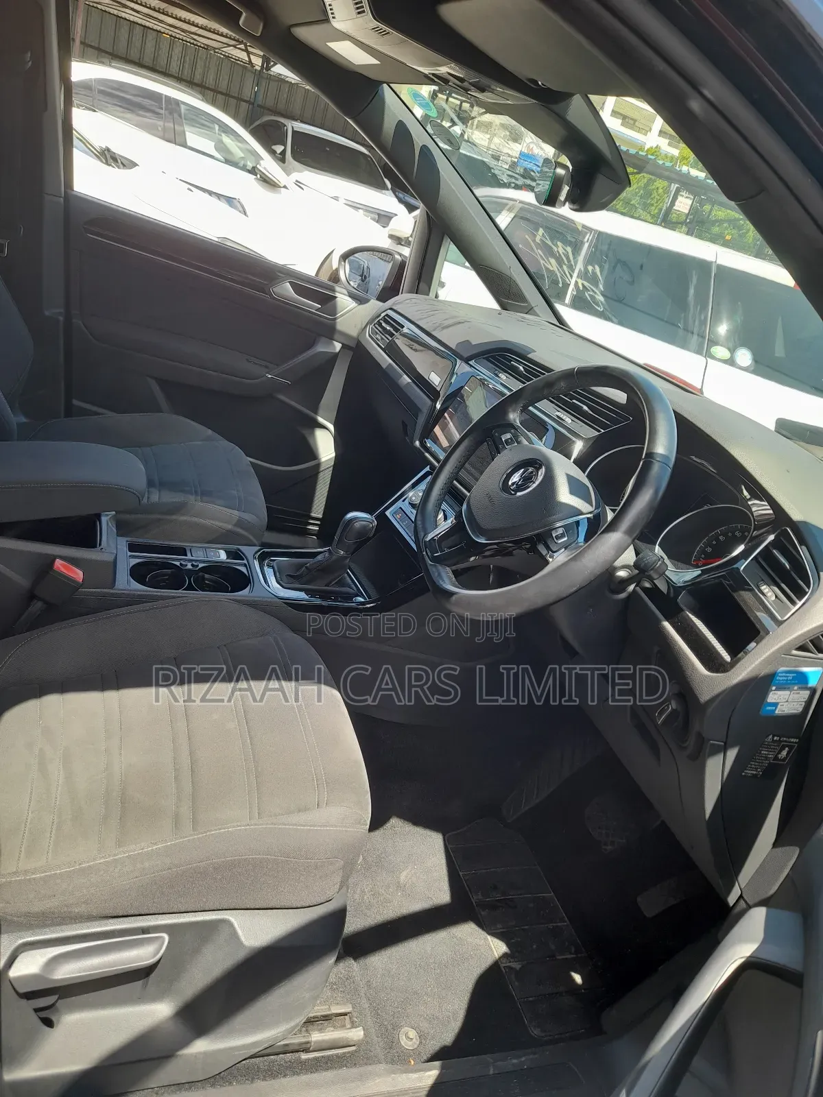 Volkswagen Touran 2019 Black