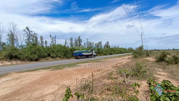 Mariakani KSH . 500 Meters From the Highway.