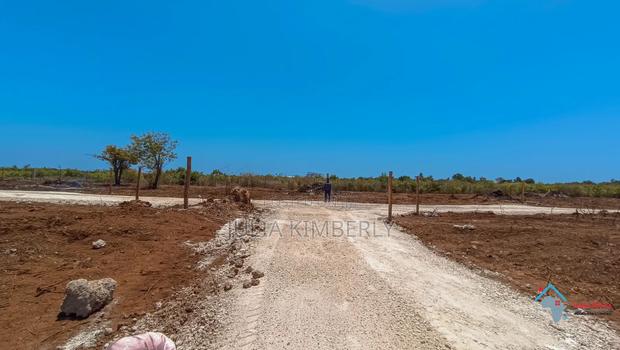 Tezo Secured Gated Community Plots 50 by 100 - thumbnail 9