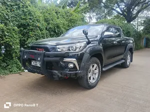 Toyota Hilux Revo Smart Cab Deisel 2.8 AWD 2017 Matt Black