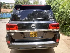 Toyota Land Cruiser 4.6 V8 ZX 2012 Black