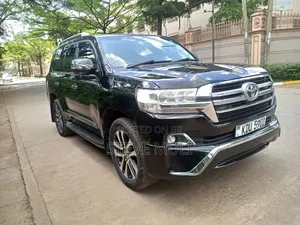 Toyota Land Cruiser 4.6 V8 ZX 2012 Black