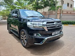 Toyota Land Cruiser 2011 Matt Black