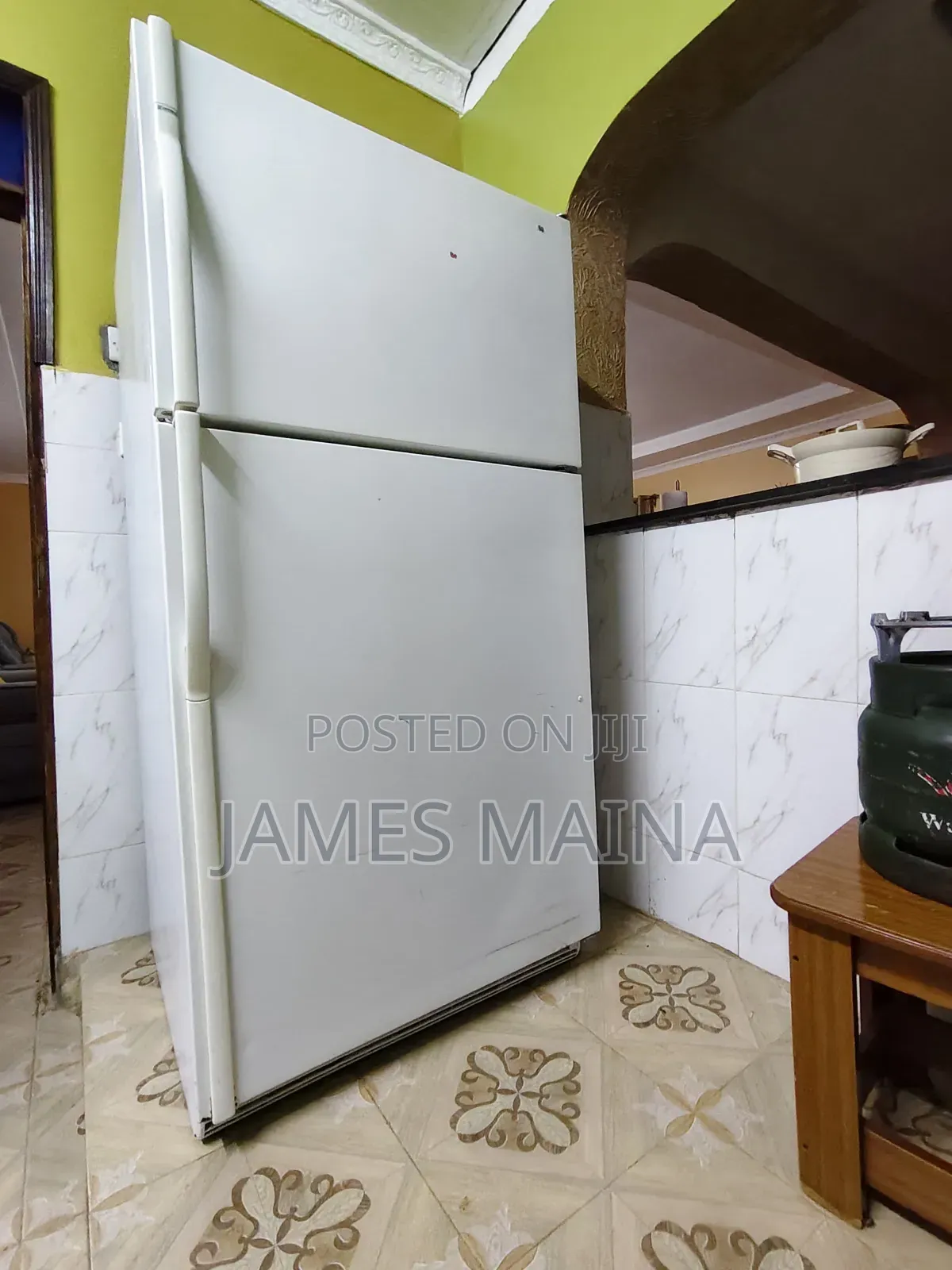 Refrigerator