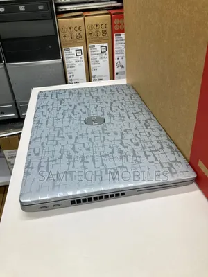 Laptop Dell Latitude 5520 8GB Intel Core i5 SSD 256GB