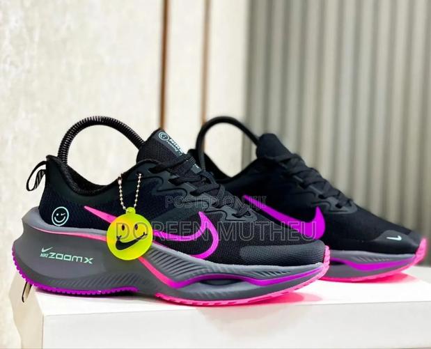 Fancy Sneakers (Zoom X)