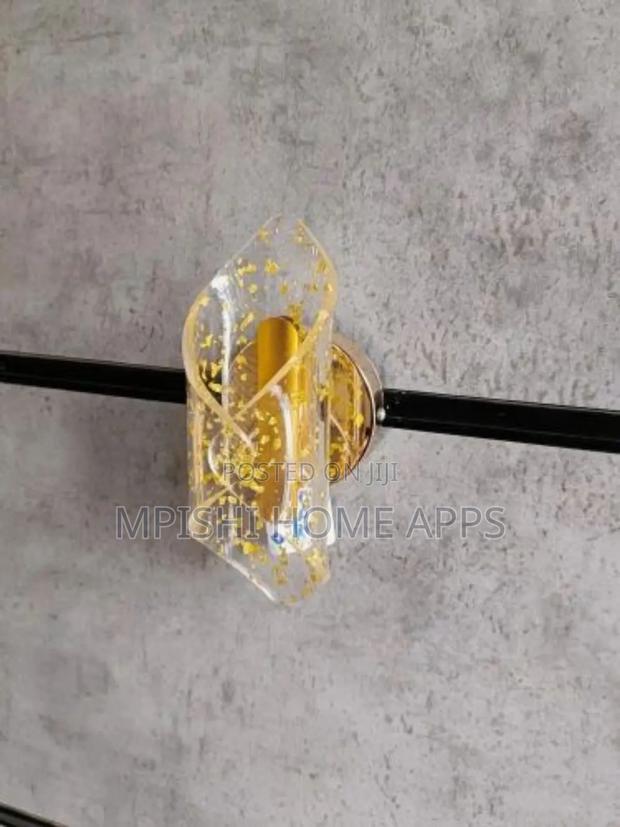 Acrylic Wall Lamp - thumbnail 2