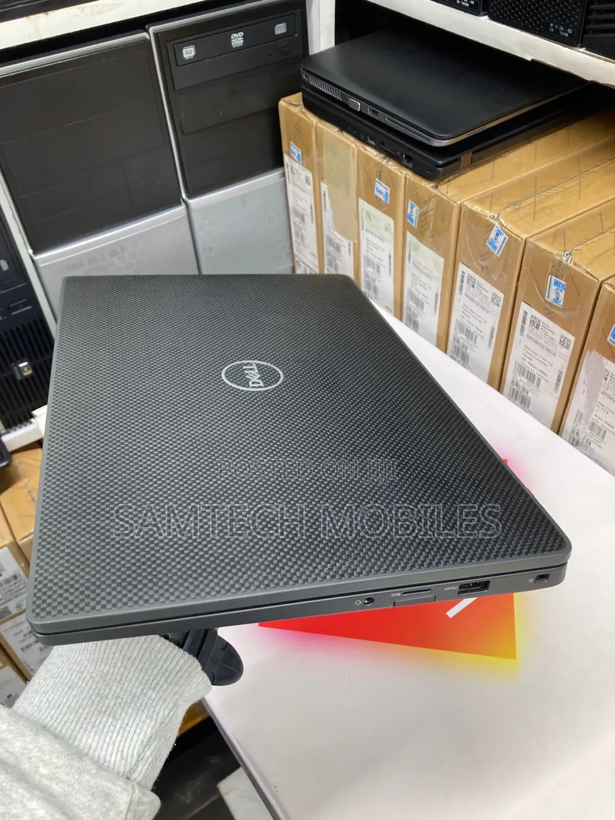 Laptop Dell Latitude 7400 8GB Intel Core i5 SSD 256GB