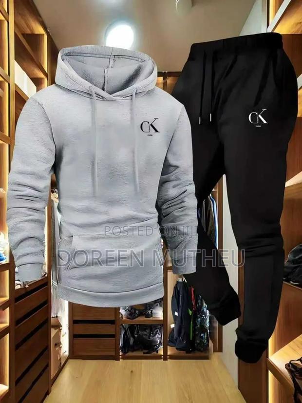 Calvin Klein Tracksuit - thumbnail 6