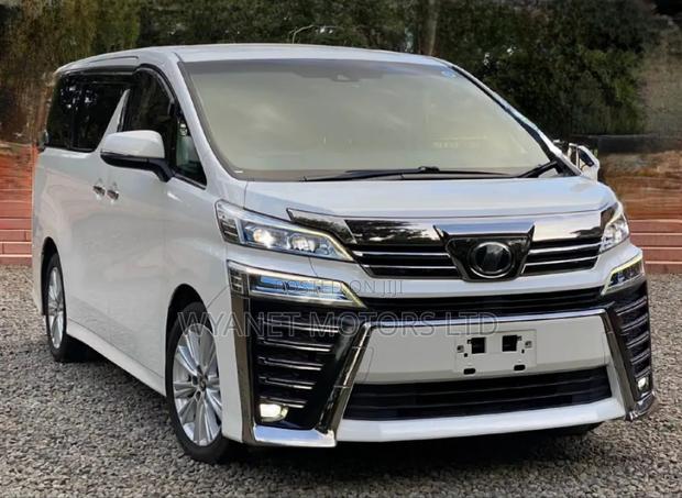 Toyota Vellfire 2019 White - thumbnail 3