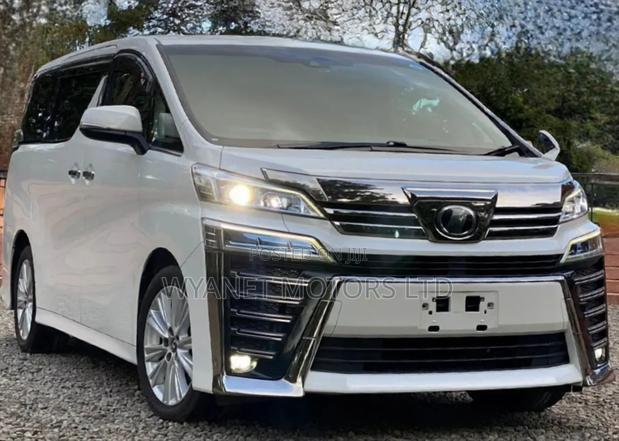 Toyota Vellfire 2019 White - thumbnail 7