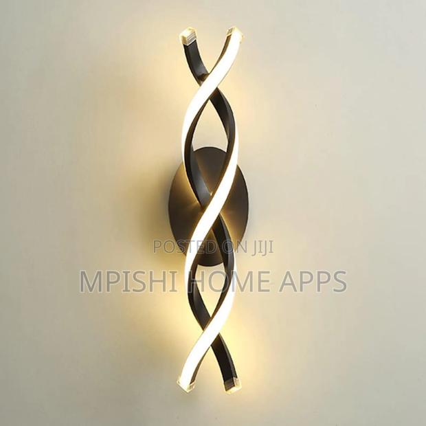 Spiral Led Wall Light Black