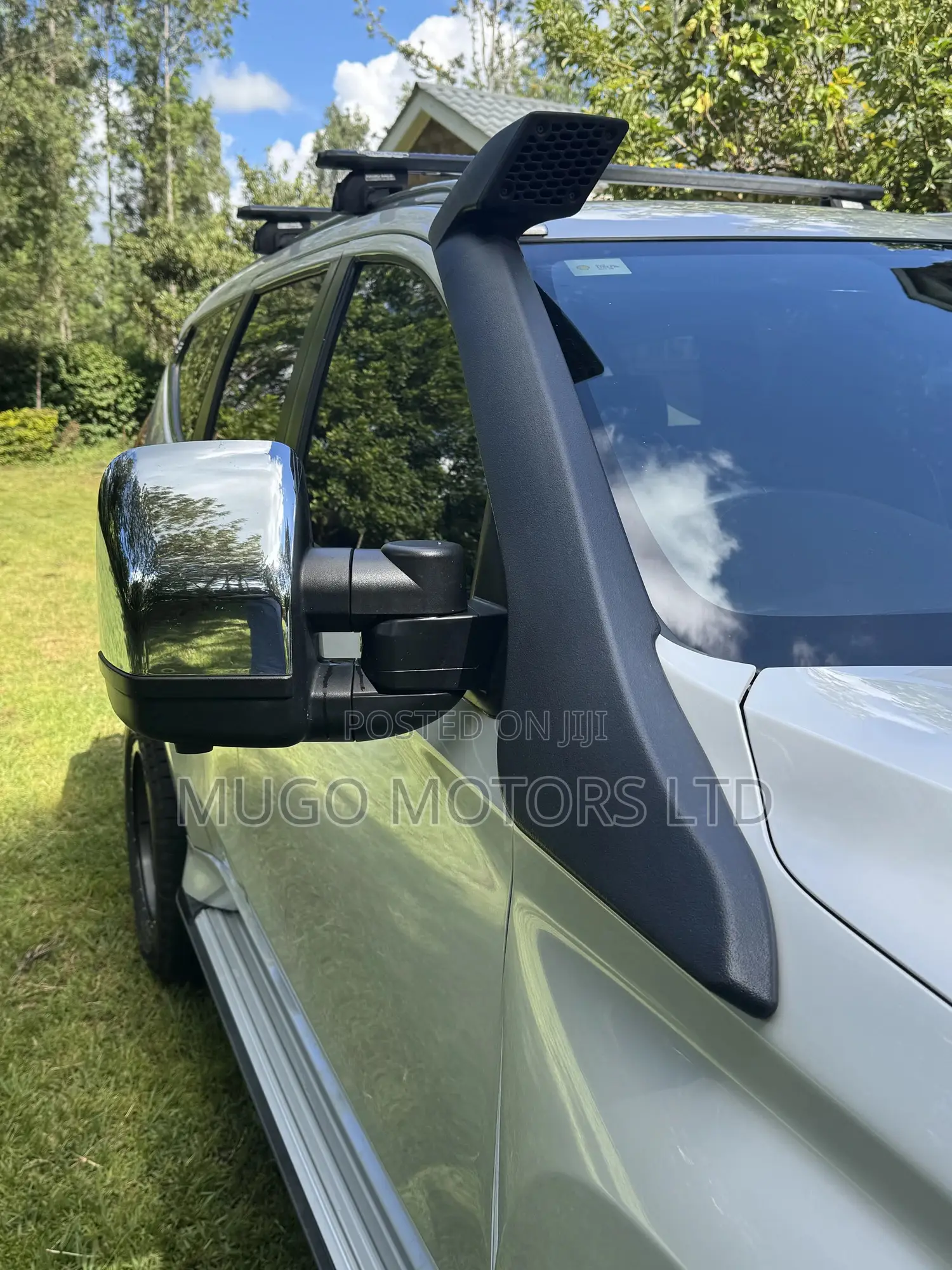 Mitsubishi Pajero Sport 2022 Off white