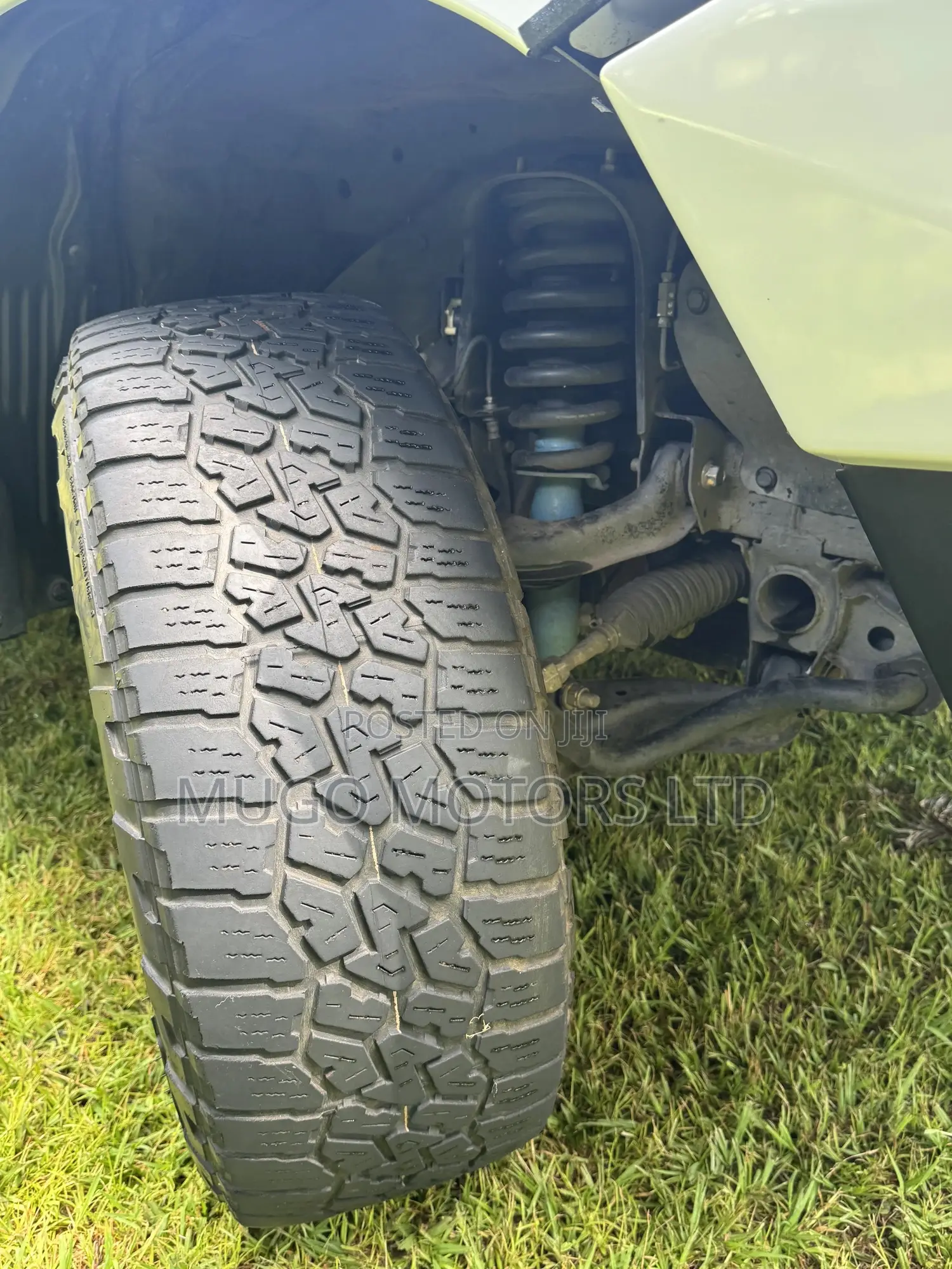 Mitsubishi Pajero Sport 2022 Off white