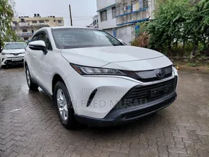 Toyota Harrier 2.0 2020 White