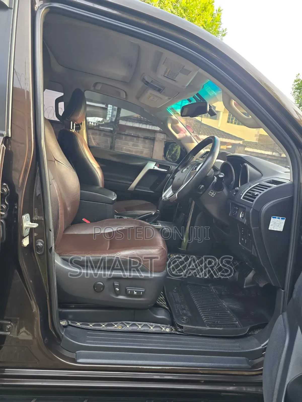 Toyota Land Cruiser Prado 2017 Brown