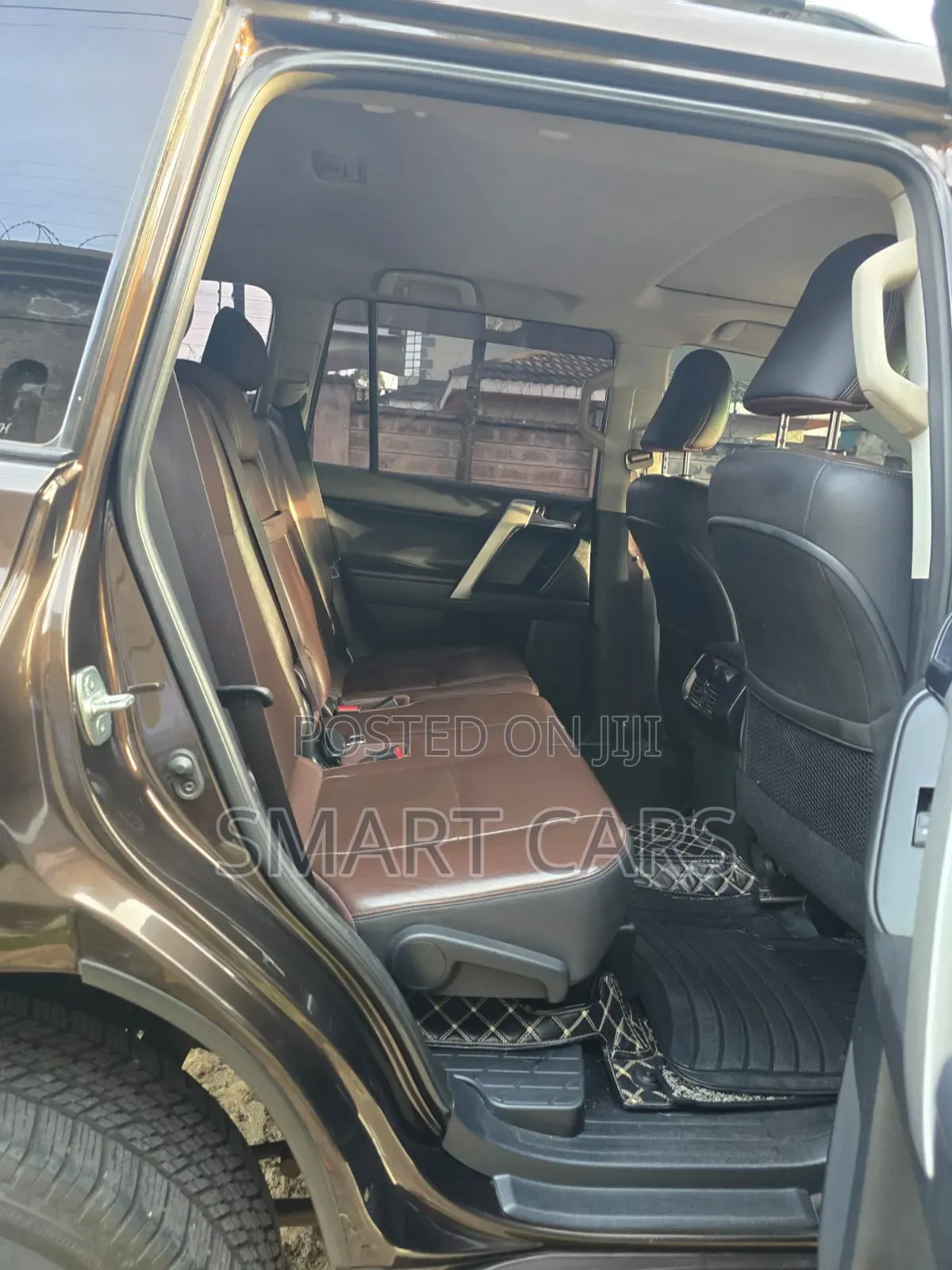 Toyota Land Cruiser Prado 2017 Brown