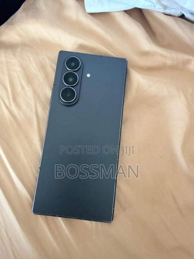 Samsung Galaxy Z Fold7 512 GB Blue - thumbnail 3