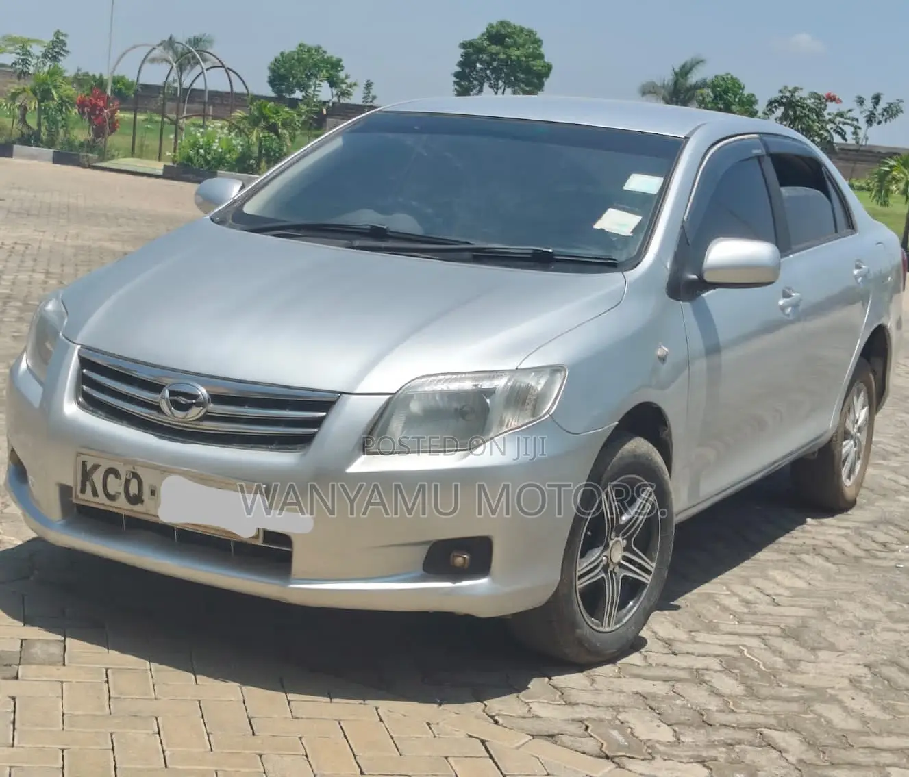 Toyota Axio 2011 Silver