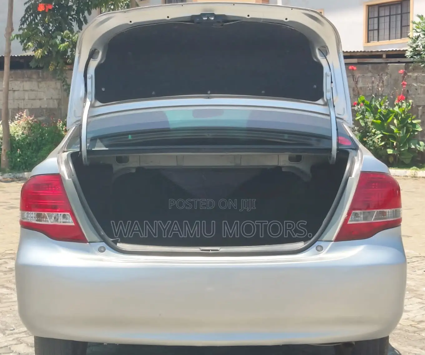 Toyota Axio 2011 Silver
