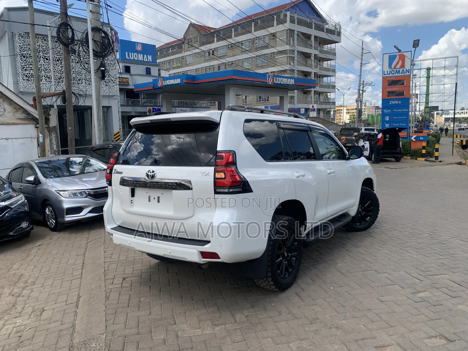 Toyota Land Cruiser Prado 2.8 2021 White