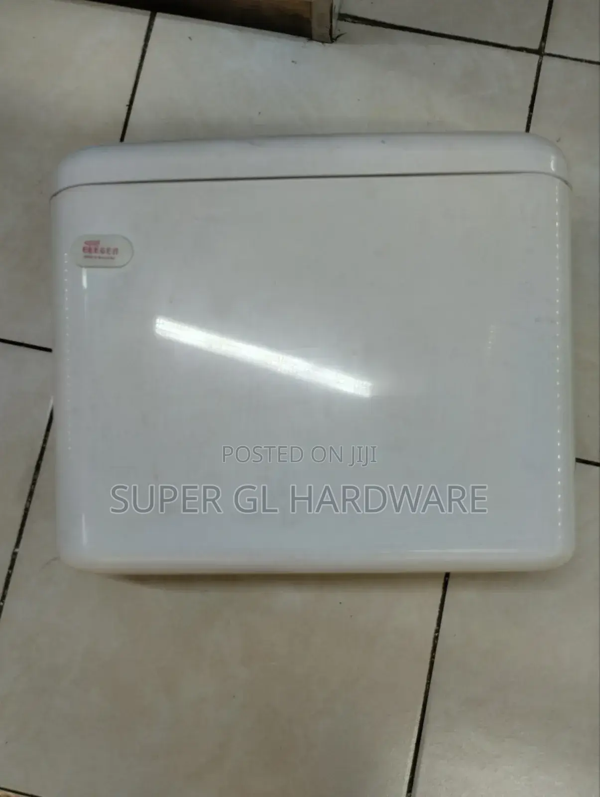 White Plastic Toilet Cistern