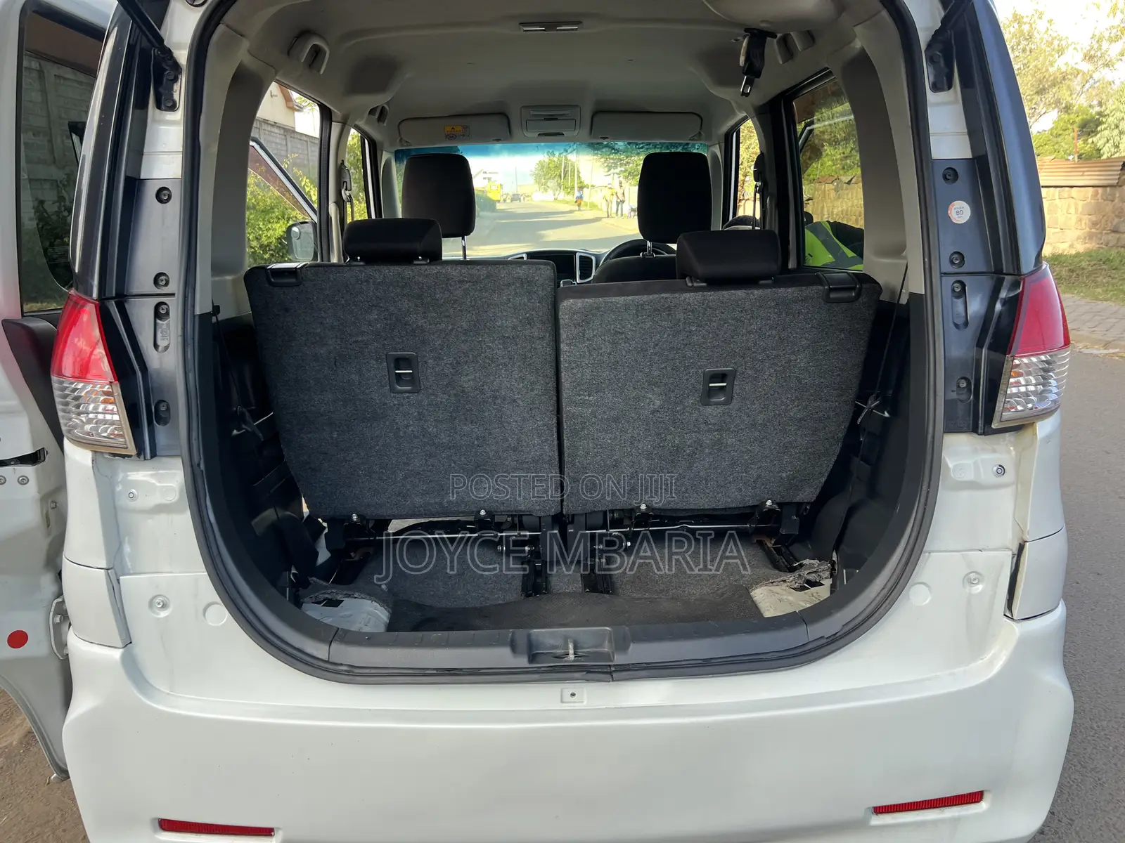 Suzuki Solio 2015 White