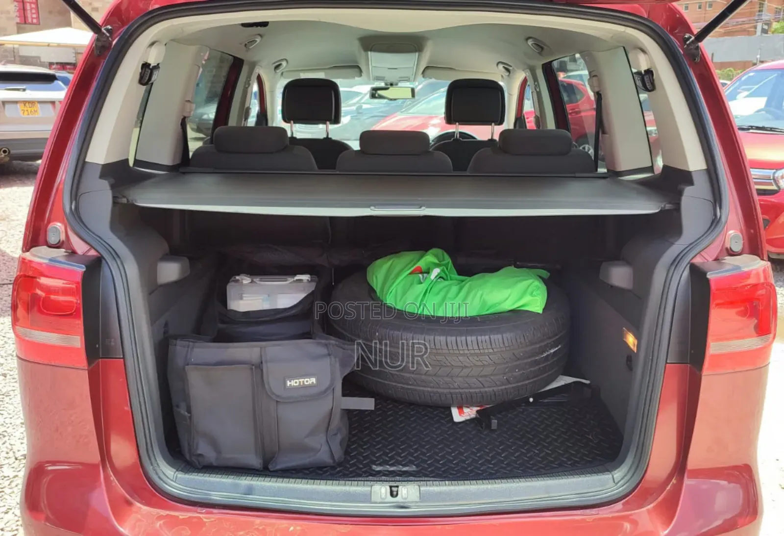 Volkswagen Touran 2016 Red