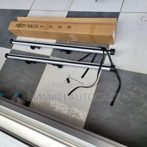 Universal Clamp Roof Crossbars for Vehicles