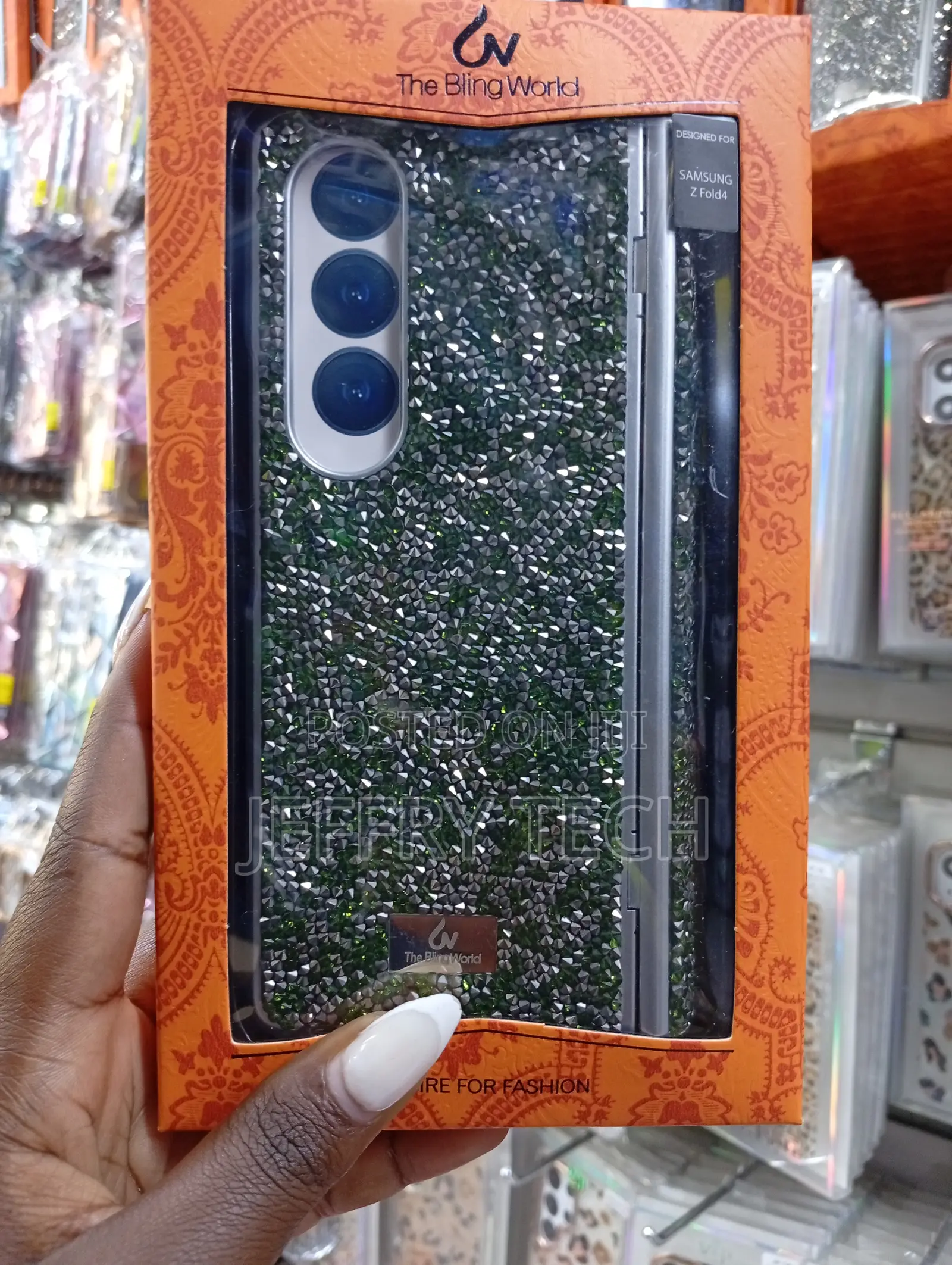 Luxurious Phone Case Designed for the Samsung Galaxy Z Fold4
