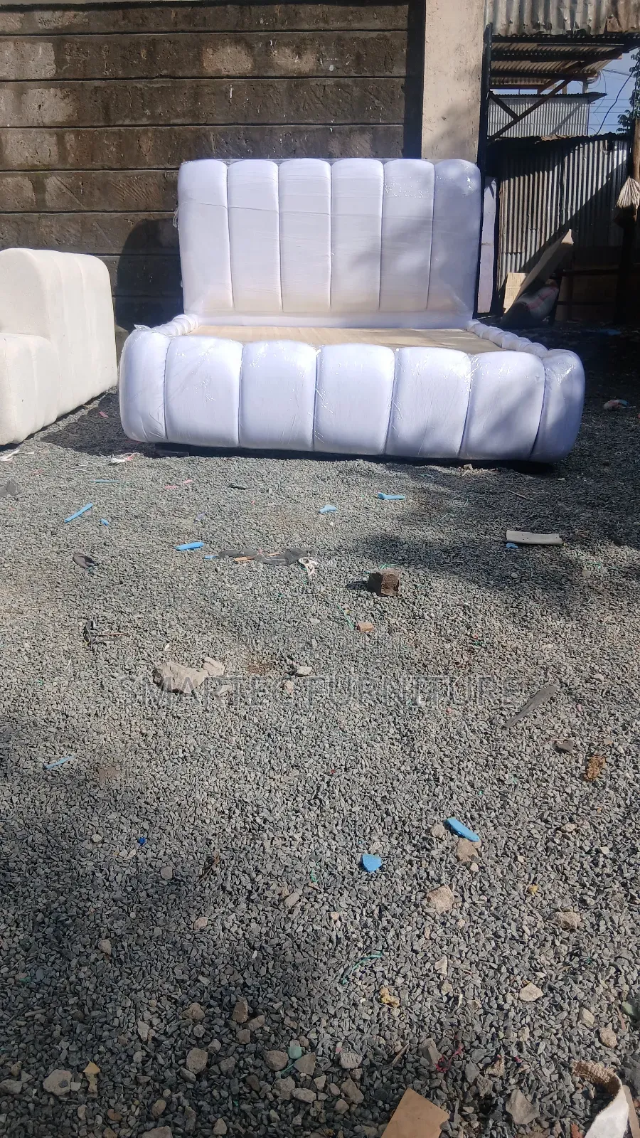 5by6 Luxe Bubble Upholstered Bed.
