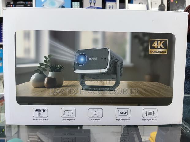 Cacacol P20 Pro Smart Led Projector - Black