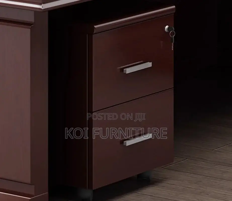 Office Desk; 1.8 Meters Professionals Executive Office Mahogany Desk