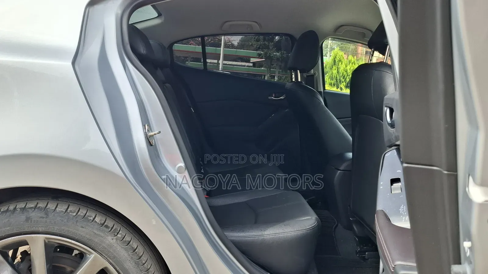 Mazda Axela 2018 Silver