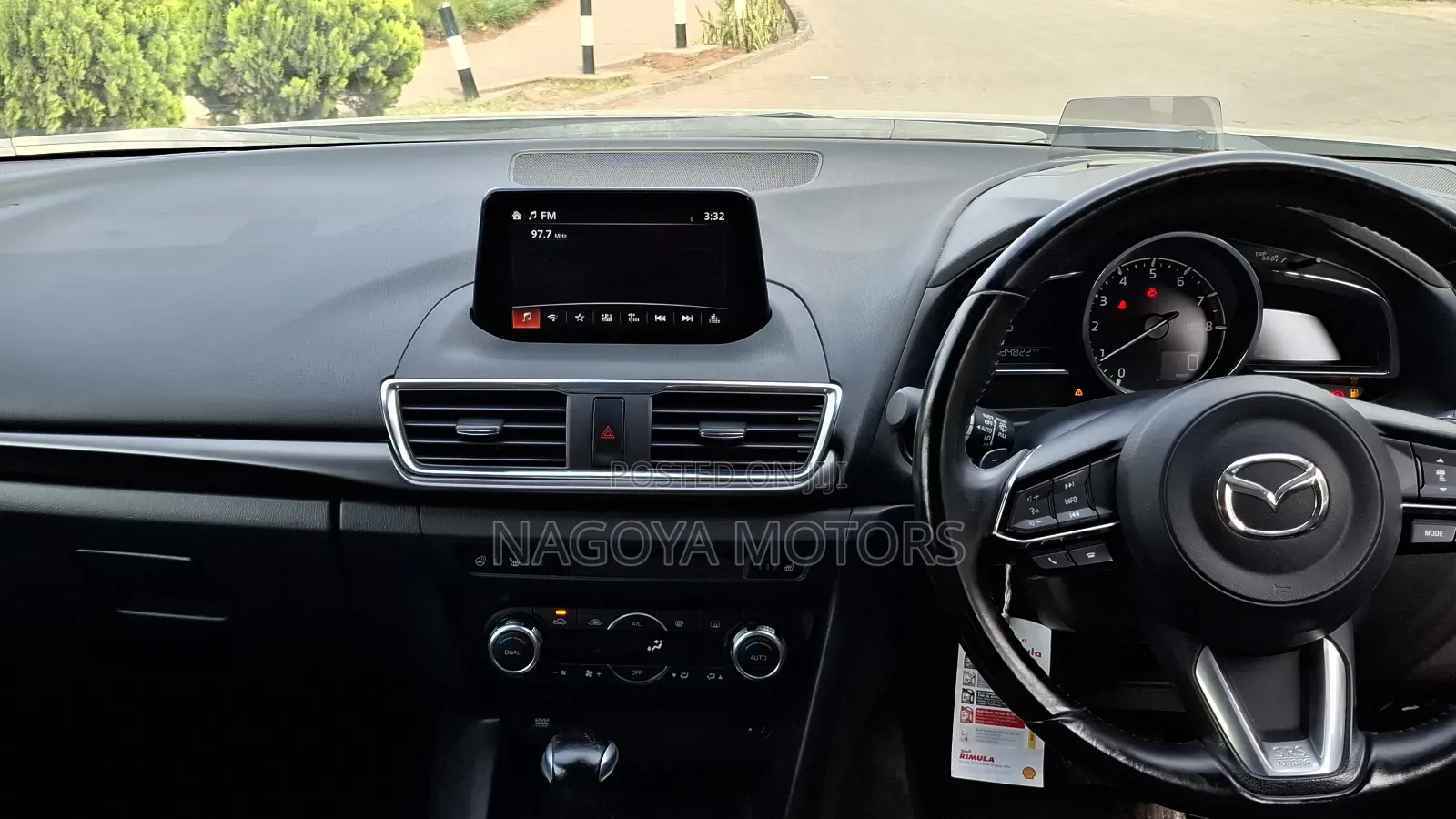 Mazda Axela 2018 Silver