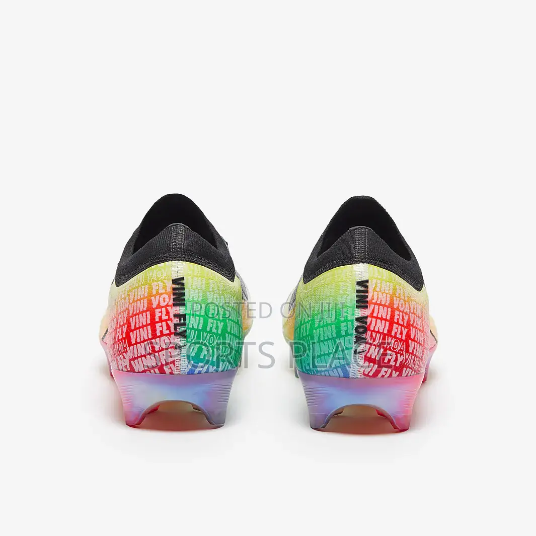 Merc Vapor 16 "Vini Jr" Black Dynamic Football Boots