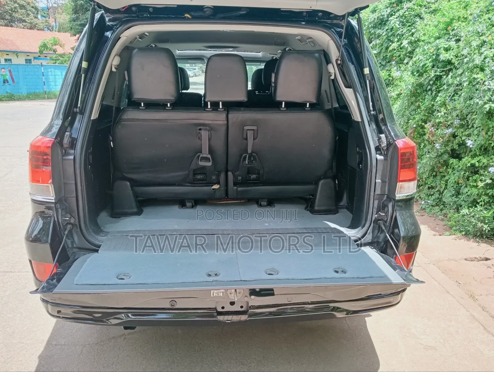 Toyota Land Cruiser 2011 Black