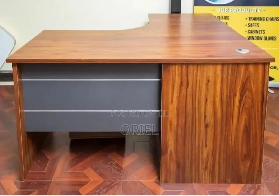 Office Desk : Staff 1.4m Advanced Curved Office Desk